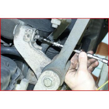 VAG Fixierbolzen für Hilfsrahmen M14x1,5