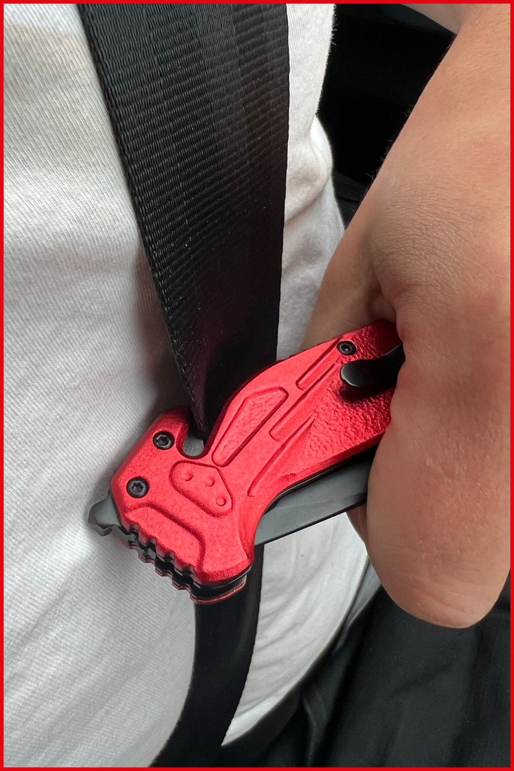 Klappmesser mit Arretierung und Gurtschneider