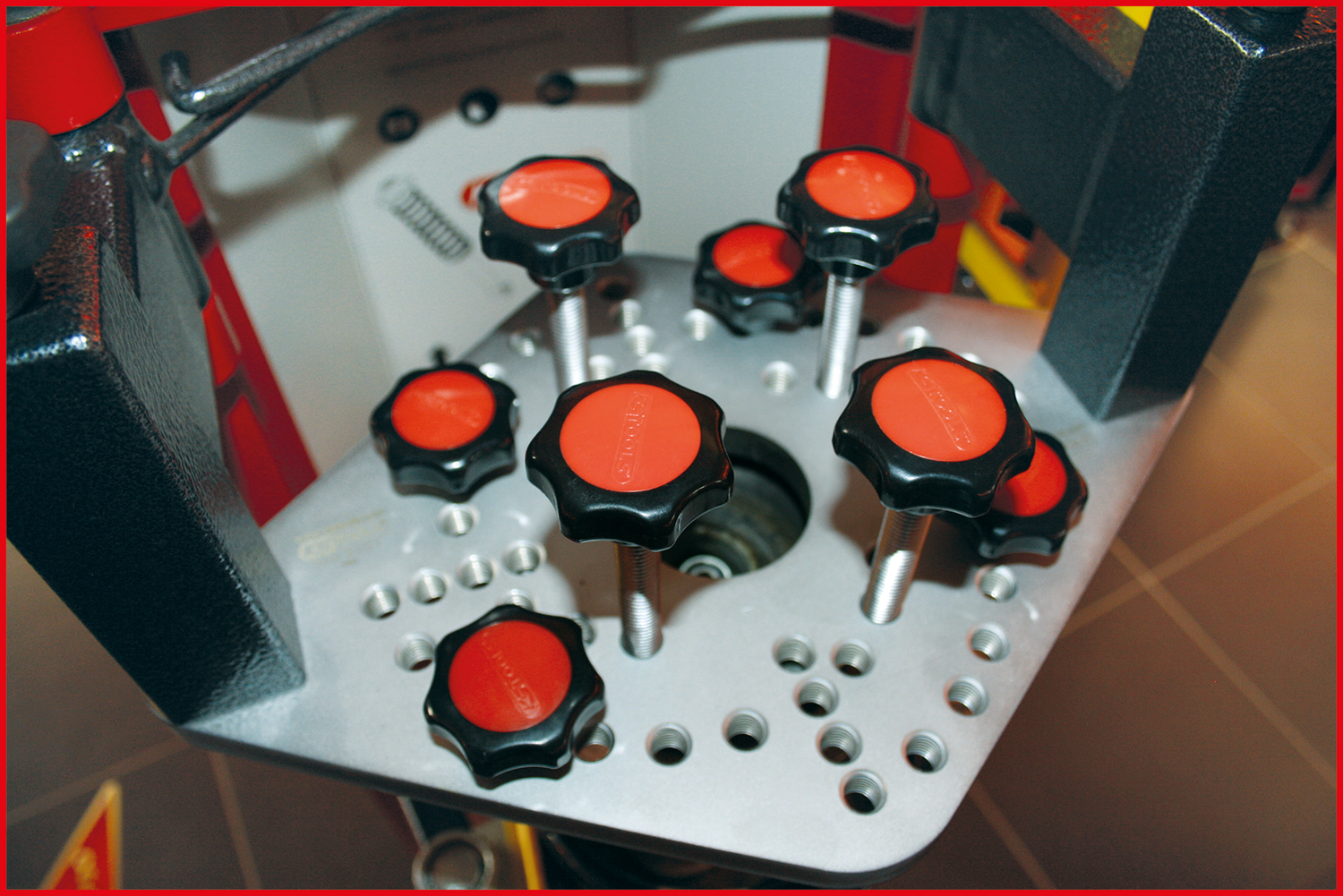 Adapterplatte für Druckluft-Stand-Federspanner