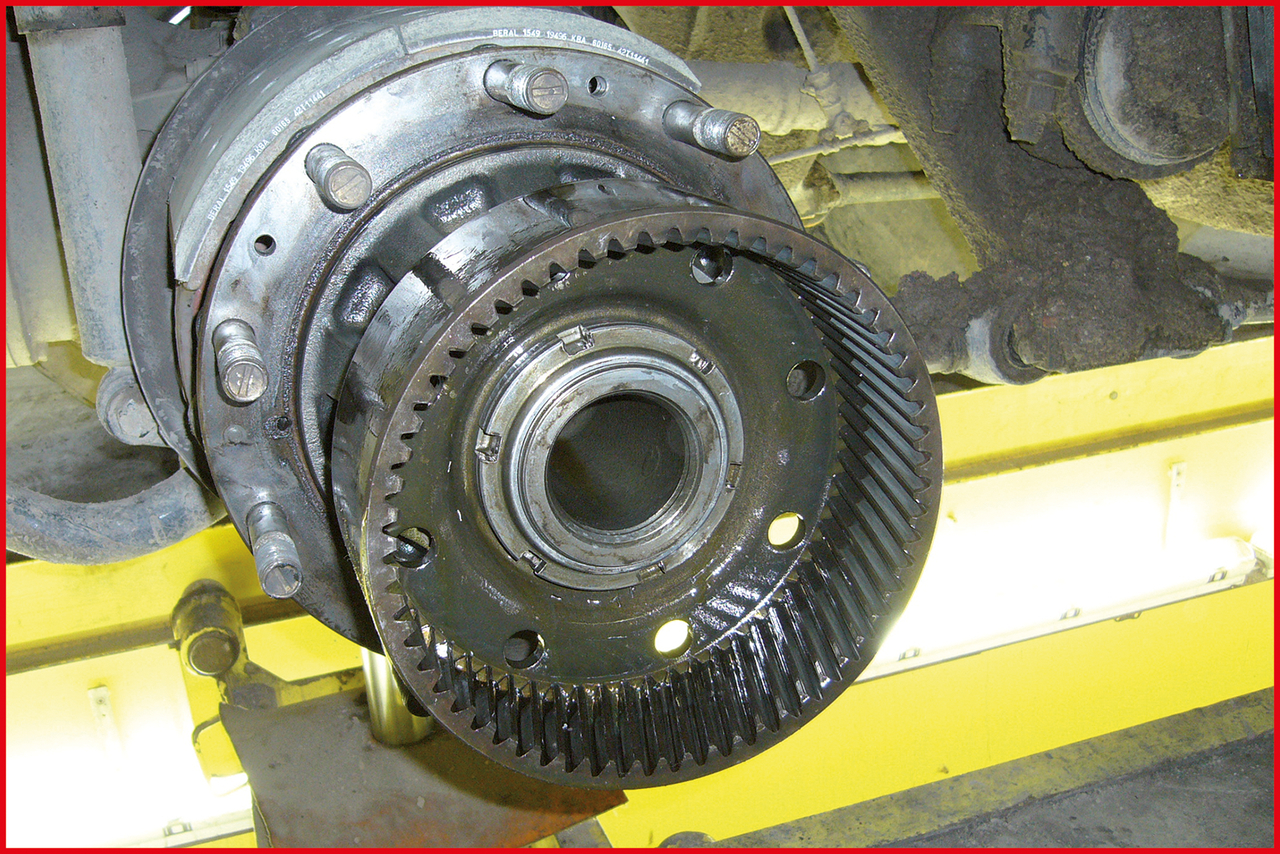 3/4" Nutmuttern-Schlüssel mit Führungsrohr, MAN TGA