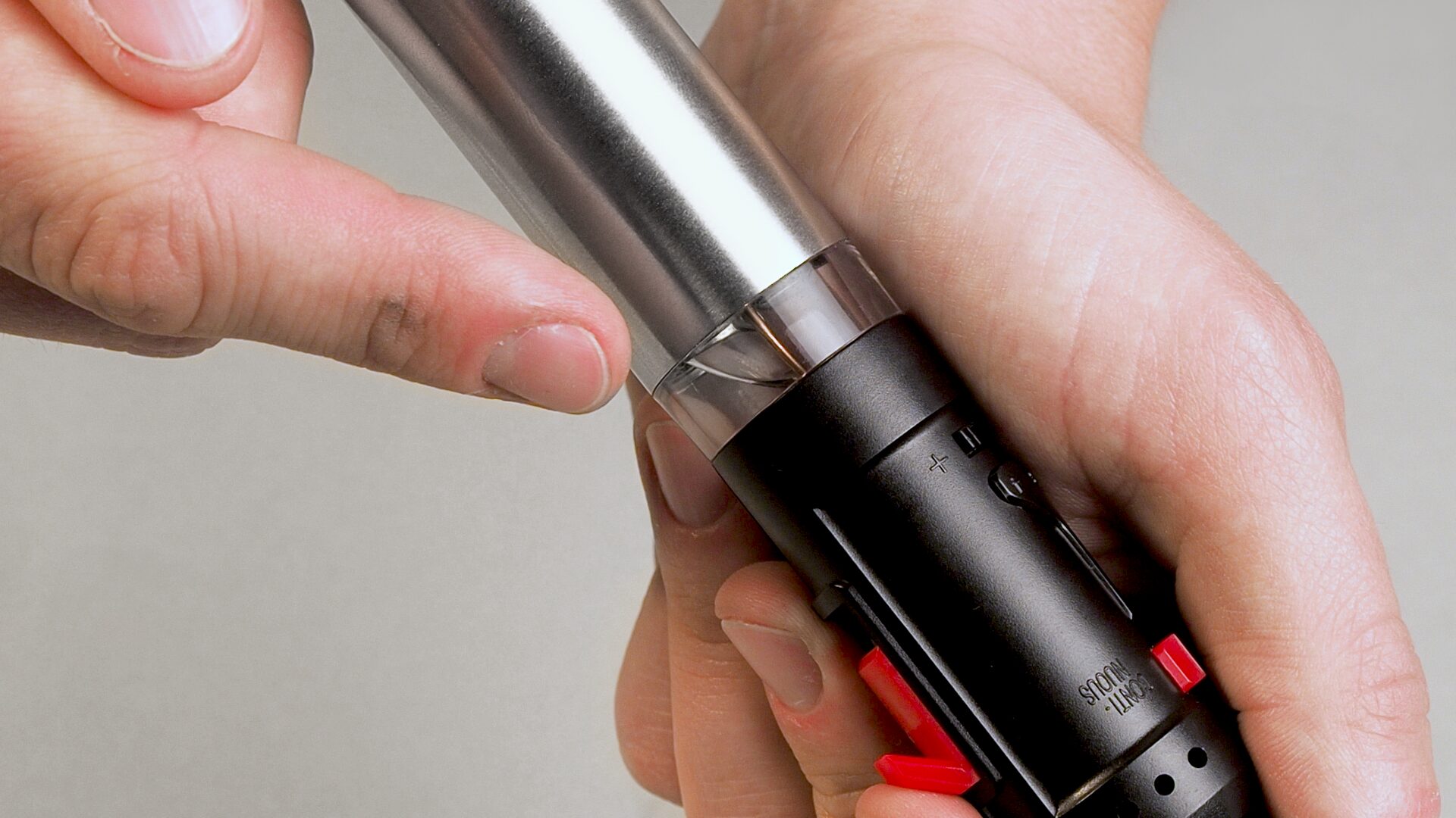 VIGOR Gas Lötkolben Satz · V5512 · Anzahl Werkzeuge: 12 VIGOR Gas Lötkolben Satz · V5512 · Anzahl Werkzeuge: 12